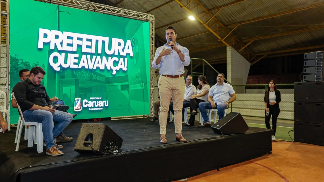 Prefeito De Caruaru Rodrigo Pinheiro Anuncia Novidades Em Encontro