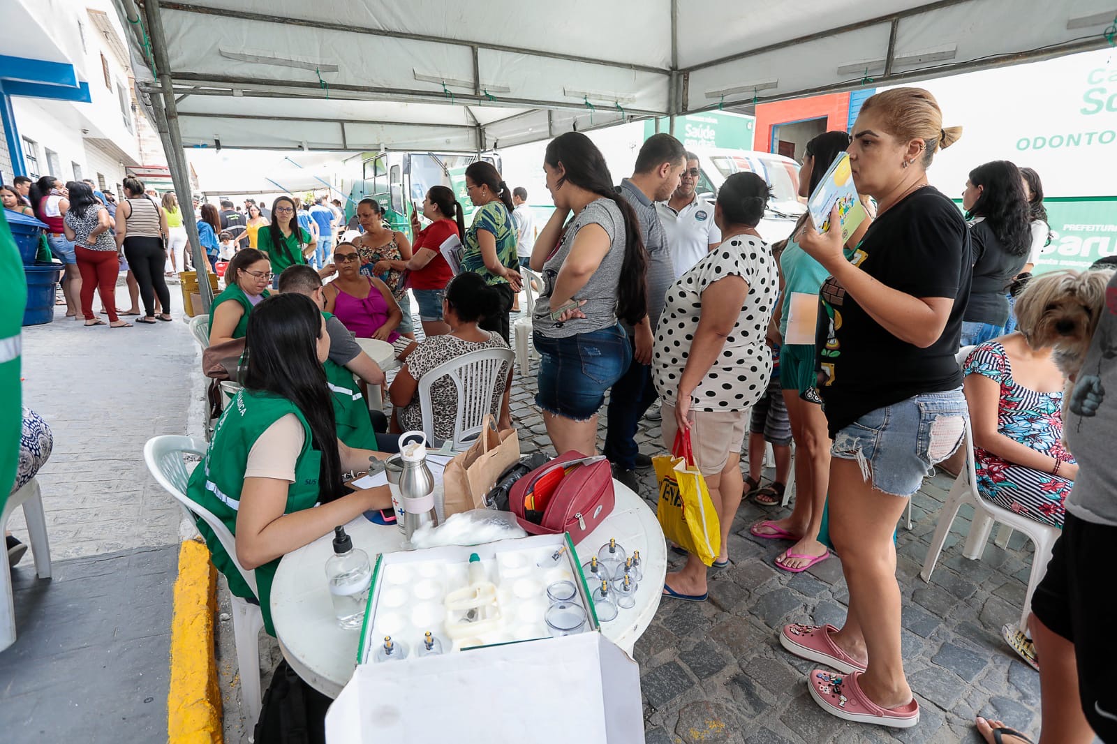 Caravana Da Sa De E Cidadania Leva Servi Os Para O Bairro Vassoural Em