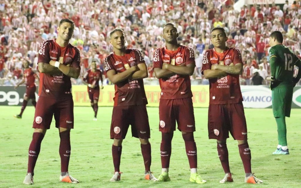 Náutico vence o Sampaio Corrêa de virada Náutico vence o Sampaio Corrêa de virada