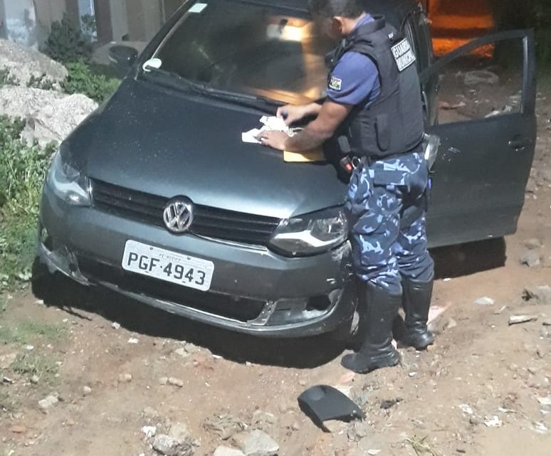 Guarda Municipal de Caruaru recupera carro que foi roubado em Bezerros