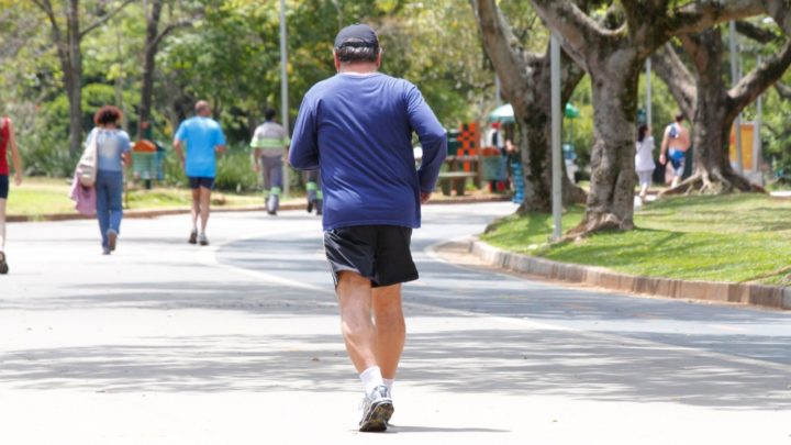 Corrida ajuda no combate a artrose nos joelhos