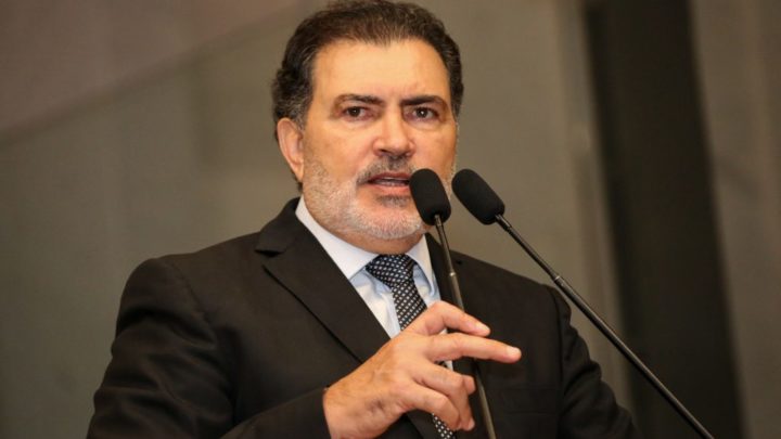 Tony Gel pede implantação de unidade do Instituto Tavares Buril em Caruaru