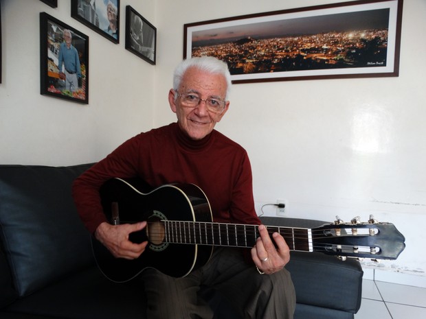 Trajetória de vida do compositor Onildo Almeida será contada em livro Trajetória de vida do compositor Onildo Almeida será contada em livro