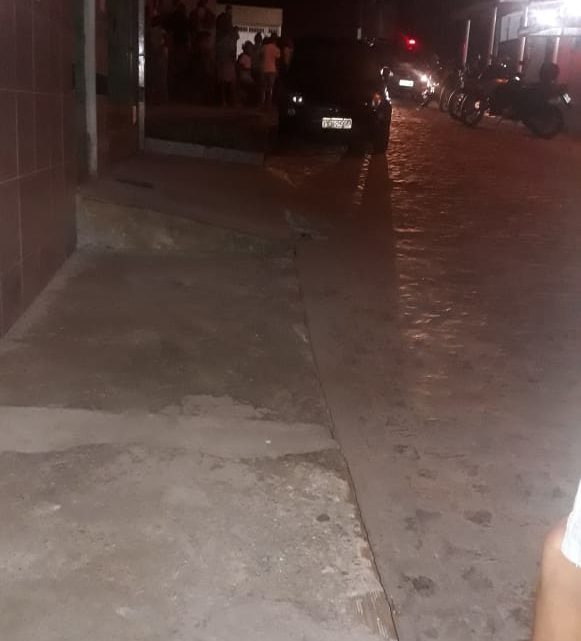 Irmã mata o próprio irmão em Caruaru Irmã mata o próprio irmão em Caruaru