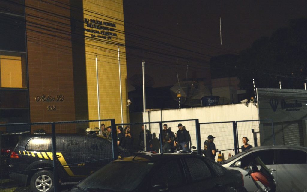 Polícia Federal prende 13 pessoas em Caruaru e São Caitano Polícia Federal prende 13 pessoas em Caruaru e São Caitano