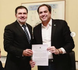 Tony Gel entrega a Paulo Câmara indicação para implantação de unidade do Compaz em Caruaru