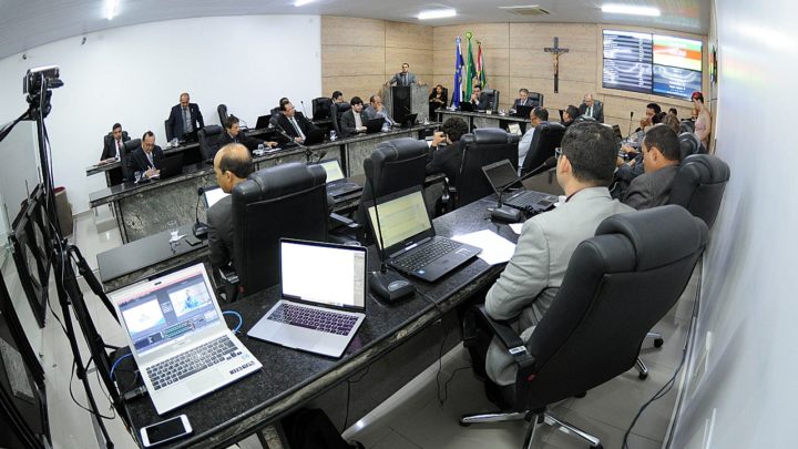 Câmara de Caruaru aprova restruturação dos Conselhos Tutelares