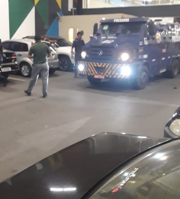 Tentativa de assalto a carro forte em Caruaru