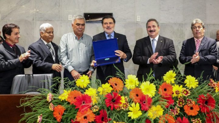 Alepe homenageou os 100 anos de fundação do Central de Caruaru