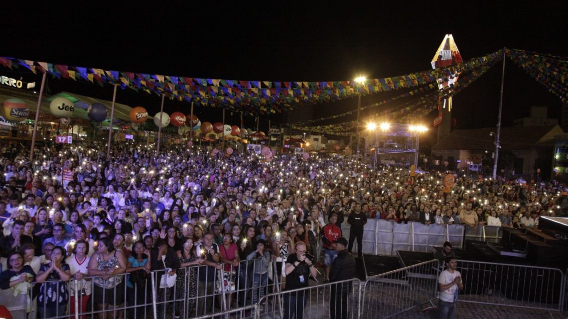 Veja como foi a Confraternização Eucarística da Igreja Católica no Pátio de Eventos de Caruaru