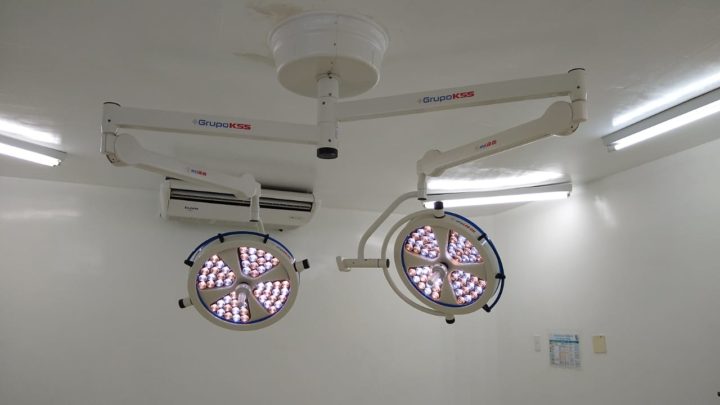 Casa de Saúde Bom Jesus recebe três novos focos cirúrgicos