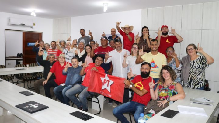 Petistas se reúnem em Caruaru e defendem renovação na direção