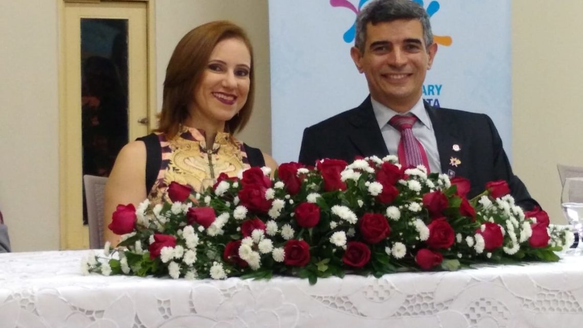 Alexandre Nunes e Maria Fernanda empossados na presidência do Rotary Caruaru e Casa da Amizade