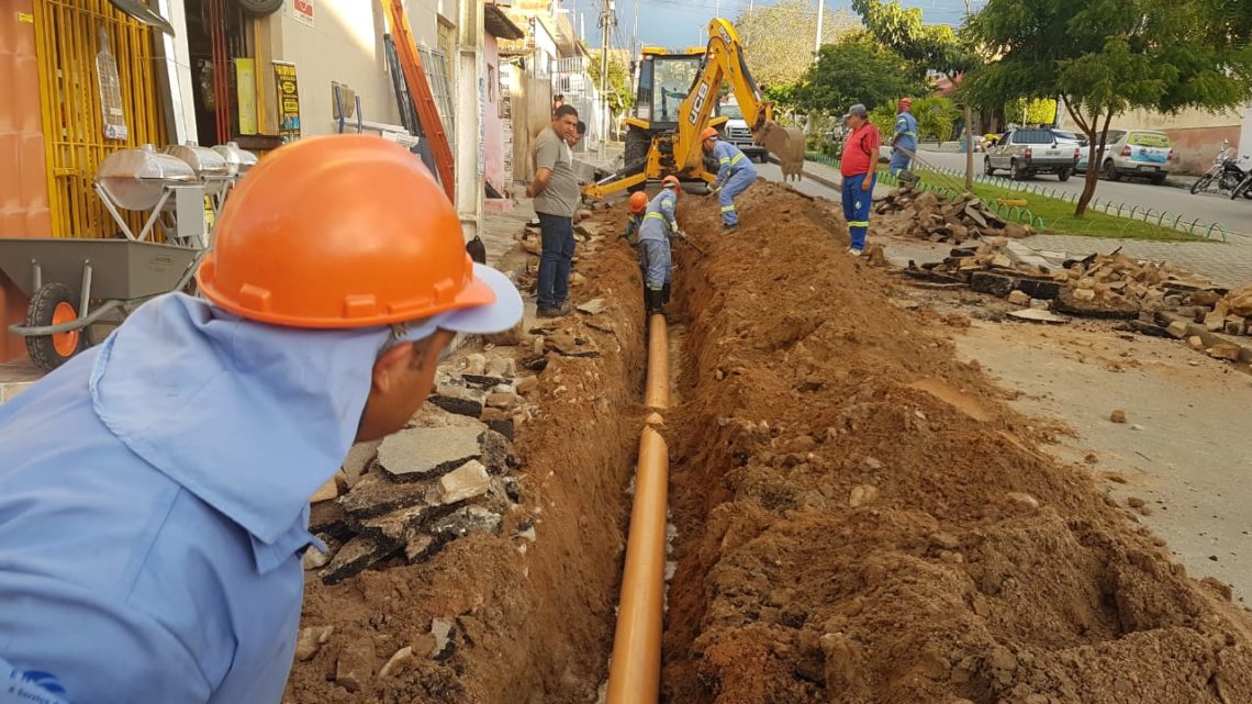 Compesa finaliza obra no sistema de esgoto no bairro Agamenon Magalhães em Caruaru