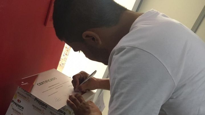 Adolescentes da Casem Caruaru iniciam cursos de Farmácia e de Informática