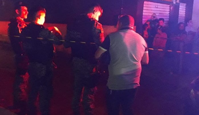 Jovem assassinado a pedradas e facadas em Caruaru
