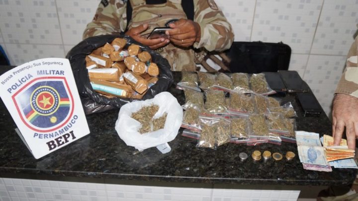 Seis pessoas são presas em Caruaru suspeitas de envolvimento com tráfico de drogas