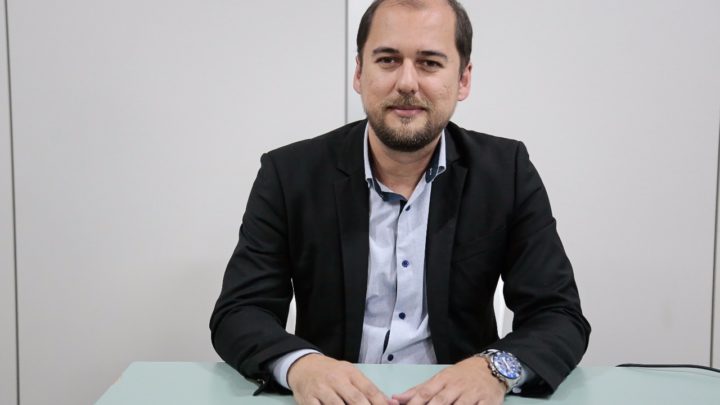 Secretário de Administração de Caruaru foi contemplado com bolsa de estudos em gestão pública