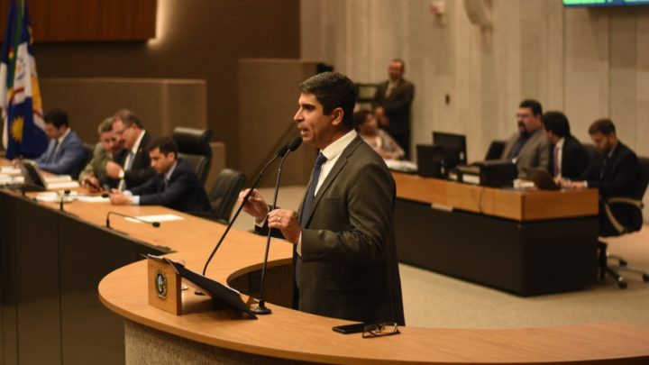 Delegado Erick Lessa defende projeto que visa cobrar ao preso o uso de tornozeleira eletrônica