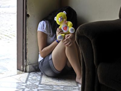 Pai suspeito de estuprar a própria filha em Caruaru é preso pelo 1° BIEsp após denúncia Pai suspeito de estuprar a própria filha em Caruaru é preso pelo 1° BIEsp após denúncia