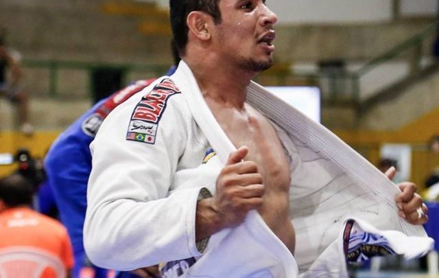 Atleta recebe título de cidadão caruaruense nesta quarta (18)