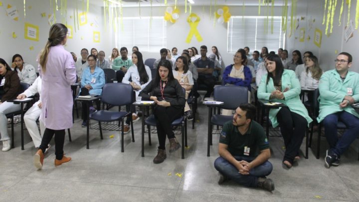 Hospital Mestre Vitalino promoveu palestras relacionadas ao Setembro Amarelo