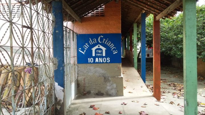 Jovens da Funase participam de entrega de creche requalificada com ajuda deles