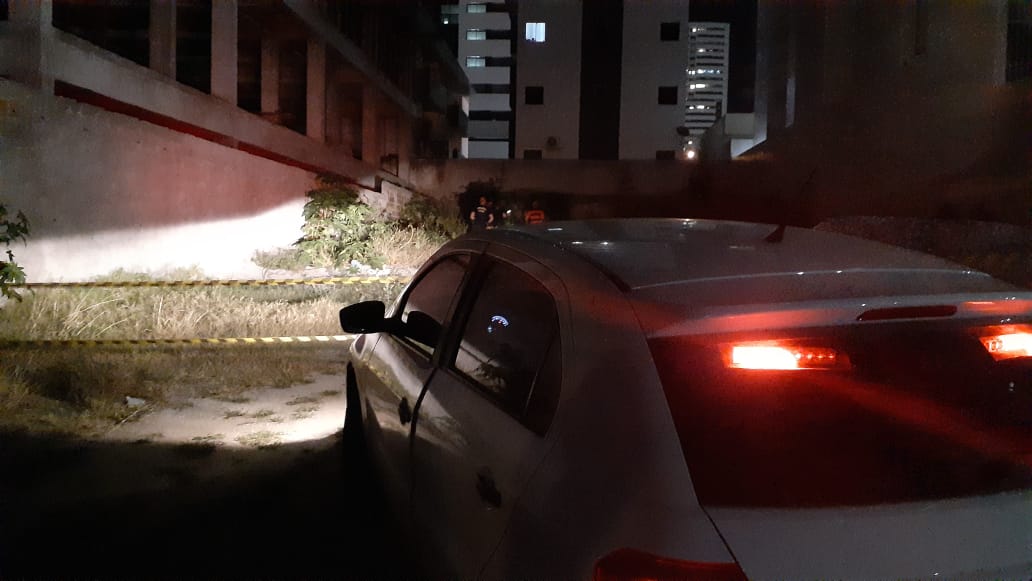 Corpo de uma mulher encontrado em Caruaru neste sábado (12)