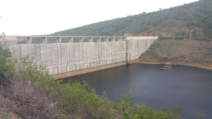 Suspensa operação do Sistema Jucazinho para instalação de equipamentos para captar água do volume morto da Barragem
