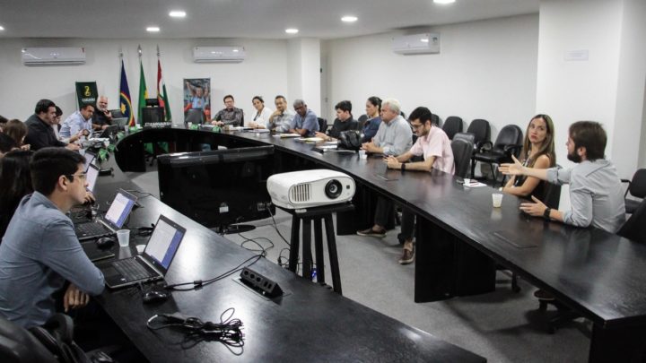 Secretários Municipais debatem projeto “Comércio na Praça” em Caruaru