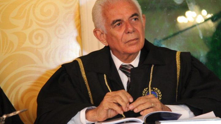 Câmara de Caruaru concederá título de cidadão caruaruense a Jouberto Uchôa