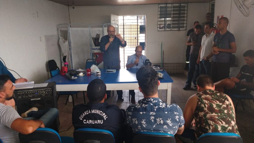 Mesa de Negociação entre servidores da Destra e Secretários Municipais nesta terça (12) Mesa de Negociação entre servidores da Destra e Secretários Municipais nesta terça (12)