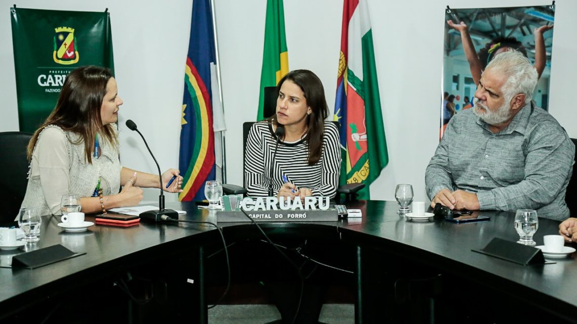 Raquel Lyra recebe presidente da Compesa para tratar de água e investimentos em Caruaru