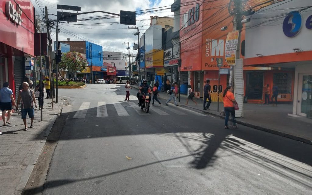 Ruas no Centro de Caruaru serão interditadas para serviço em rede de distribuição da Celpe