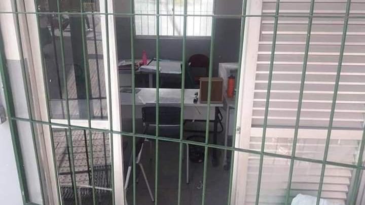 Escola Municipal e Unidade de Saúde foram arrombadas em Caruaru