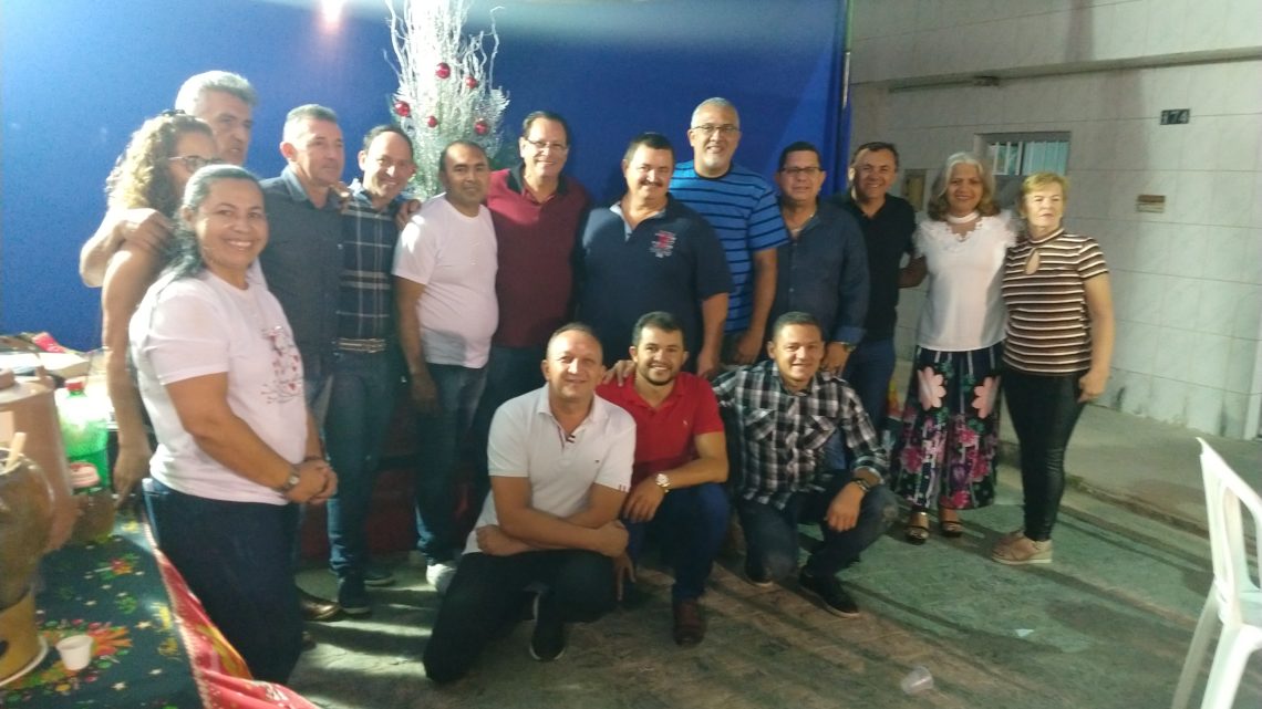 Edvaldo Magalhães é homenageado pela Associação dos Idealizadores das Comidas Gigantes de Caruaru Edvaldo Magalhães é homenageado pela Associação dos Idealizadores das Comidas Gigantes de Caruaru