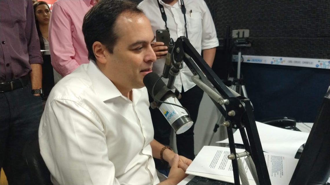 Paulo Câmara garante na Rádio Liberdade mais policiais nas ruas em 2020