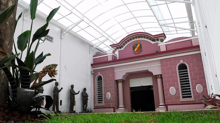 Câmara de Caruaru discute reajuste do salário mínimo de servidores municipais