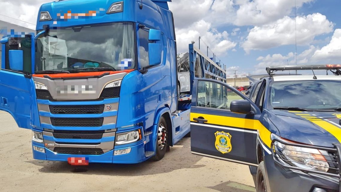 Caminhoneiro é detido com arma e 150 comprimidos de “rebite” em Caruaru