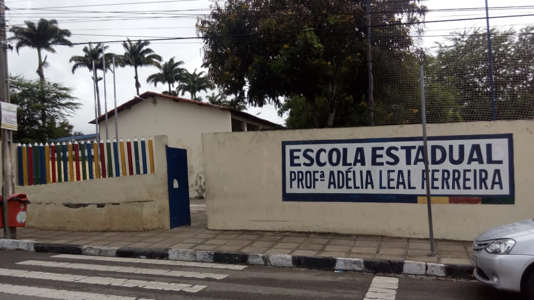 Oportunidade: EREM Adélia Leal com vagas abertas para alunos do 1º ano Oportunidade: EREM Adélia Leal com vagas abertas para alunos do 1º ano