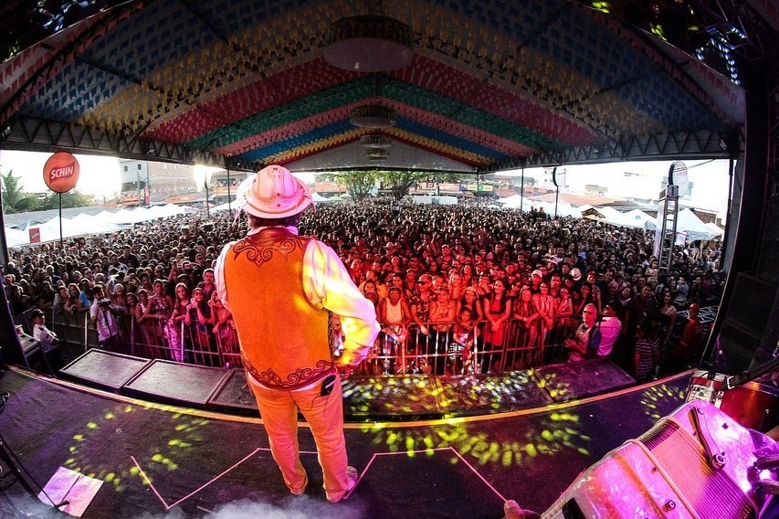 Prefeitura de Caruaru recebe propostas de artistas para a programação do São João 2020 Prefeitura de Caruaru recebe propostas de artistas para a programação do São João 2020