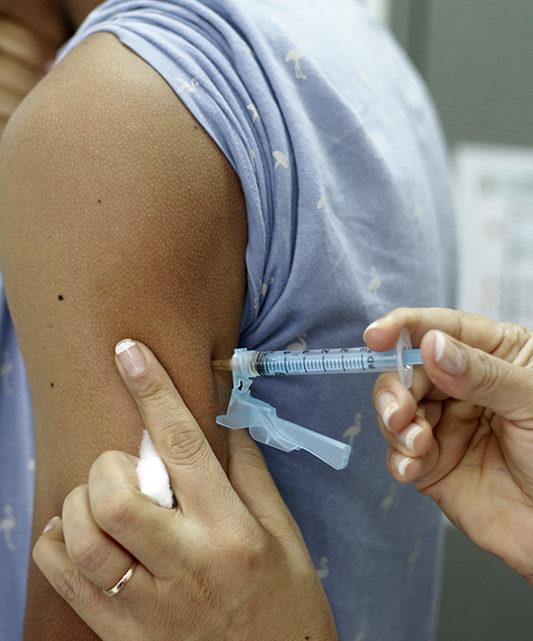 SES-PE convoca população de 5 a 19 anos para vacinação contra o sarampo SES-PE convoca população de 5 a 19 anos para vacinação contra o sarampo