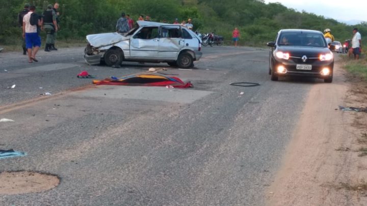Duas mortes e dois feridos a bala na PE-145 zona rural de Caruaru
