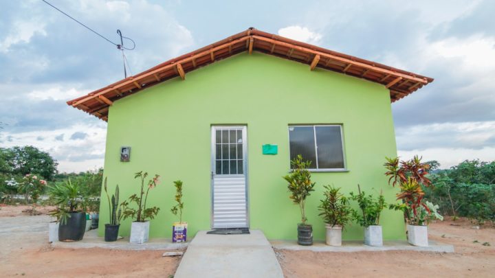Mais 17 famílias da zona rural de Caruaru recebem imóveis do PNHR