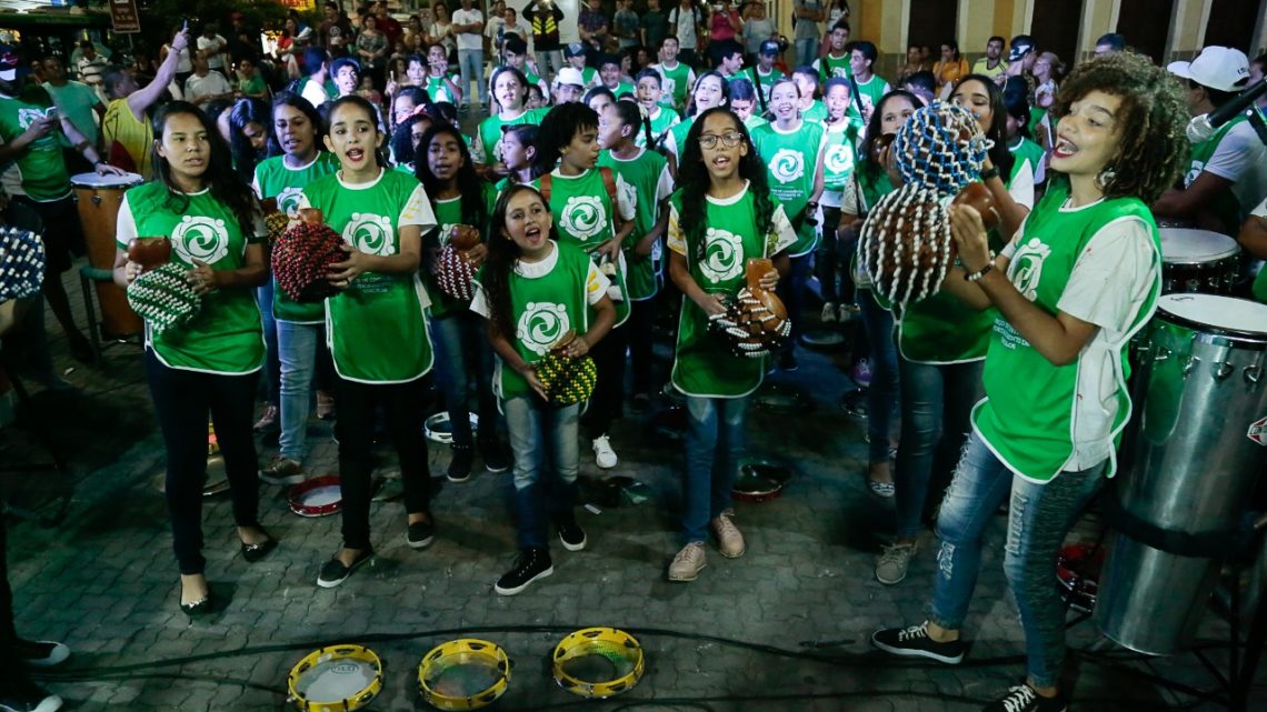 “Tambores de Caruaru” reunirá mais de 200 percussionistas nesta sexta (14) “Tambores de Caruaru” reunirá mais de 200 percussionistas nesta sexta (14)