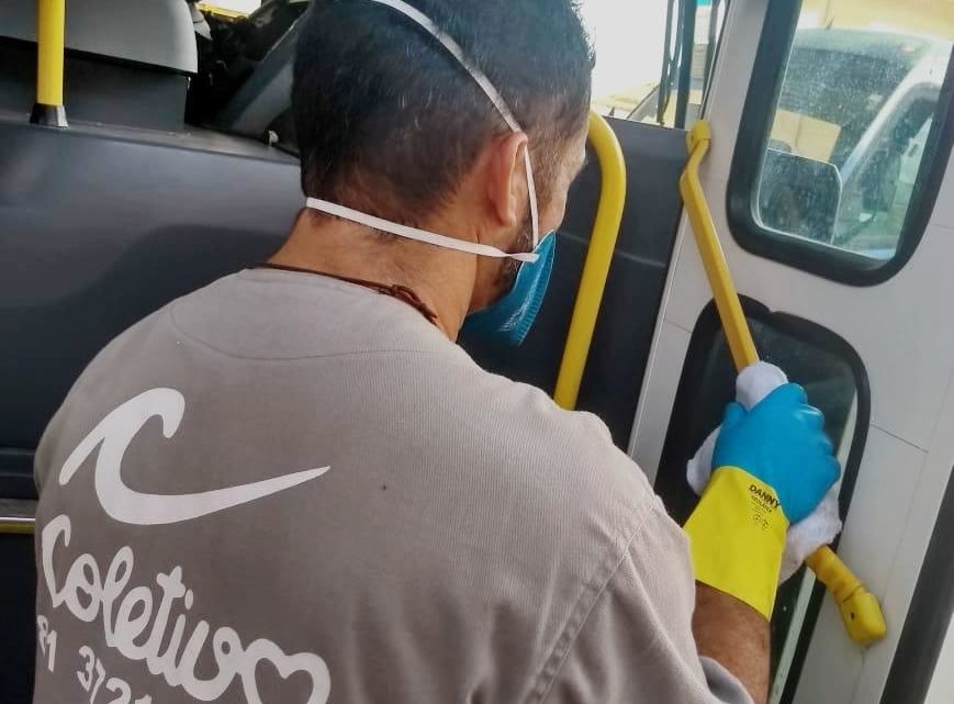 CORONAVÍRUS – Empresas de ônibus de Caruaru intensificam cuidados na limpeza dos veículos CORONAVÍRUS – Empresas de ônibus de Caruaru intensificam cuidados na limpeza dos veículos