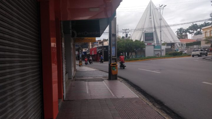 Caruaru: Acic se posiciona sobre abertura do comércio