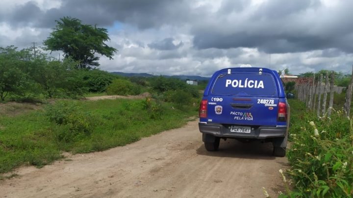 Corpo de suspeito é encontrado após sequestro e troca de tiros com a polícia em Caruaru