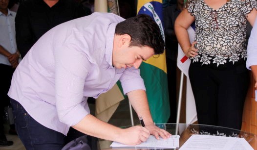 Prefeito de Camocim de São Félix reduz 70% do seu salário devido Covid-19 por tempo indeterminado