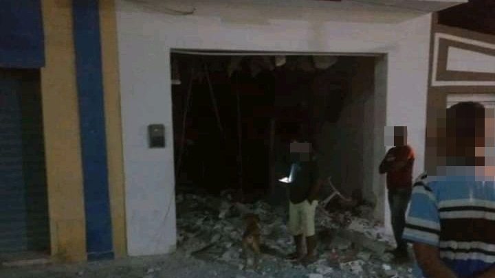 Quadrilha explode posto bancário em Vertente do Lério